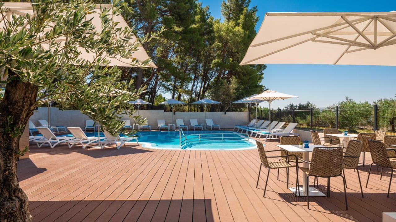 Noemia Family Resort Baška Voda Kültér fotó